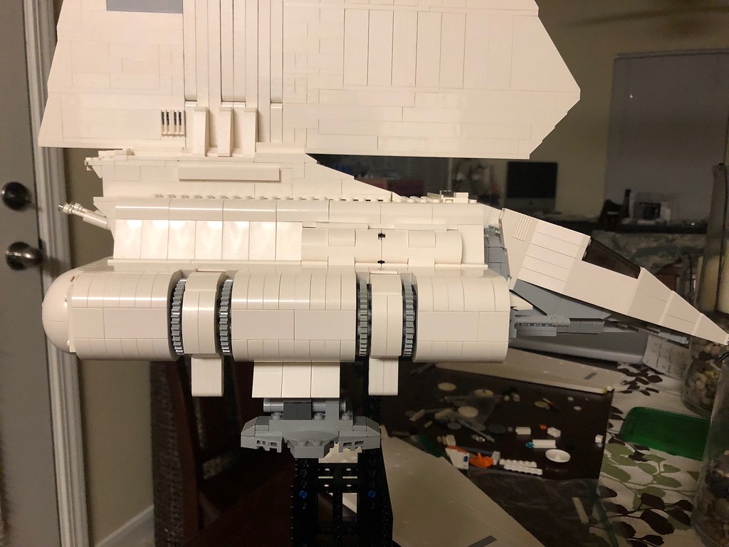UCS Shuttle Mod