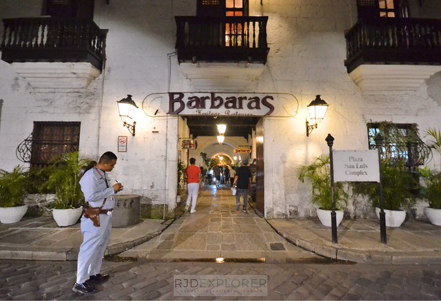 intramuros walk this way tour carlos celdran