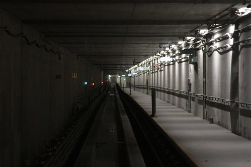 Underground guideway between Terminal 1 and the Midfield Concourse