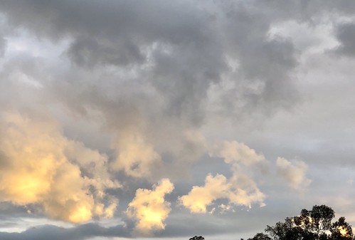 cerritos cerrit sunset clouds