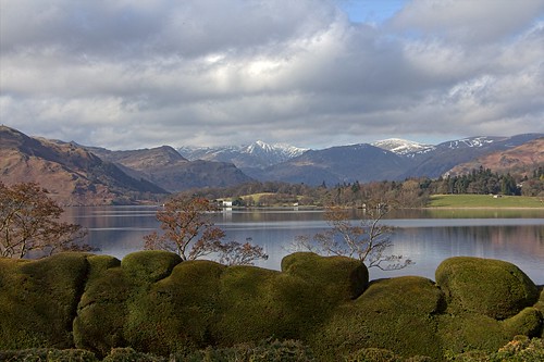 sharrow bay hotel hedge garden cannon eos 60d lakedistrict cumbria ullswater helvellyn clouds