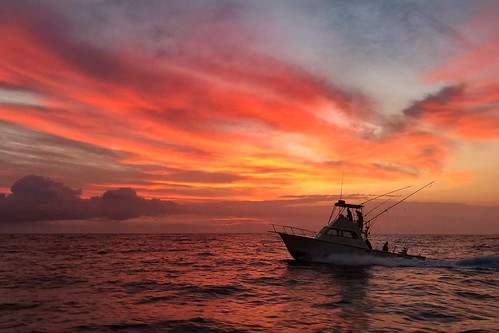 sunrise fishing boat ocean dawn dusk maui hawaii