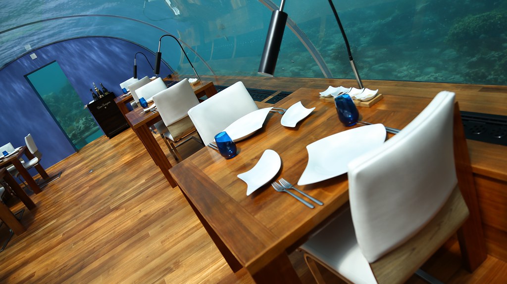 Maldives underwater restaurant 8