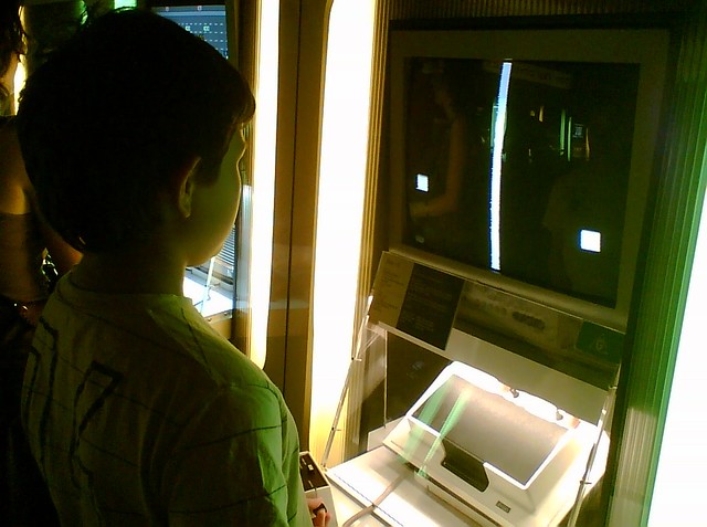 Playing Pong at ACMI, March 2008