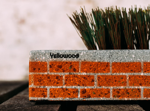 Yellowood - Central Curb