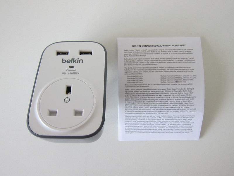 Belkin SurgeCube 1 Outlet Surge Protector with USB Charging - Box Contents