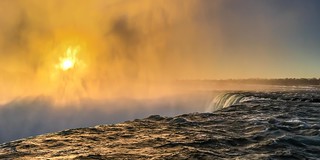 Sunrise at Niagara Falls