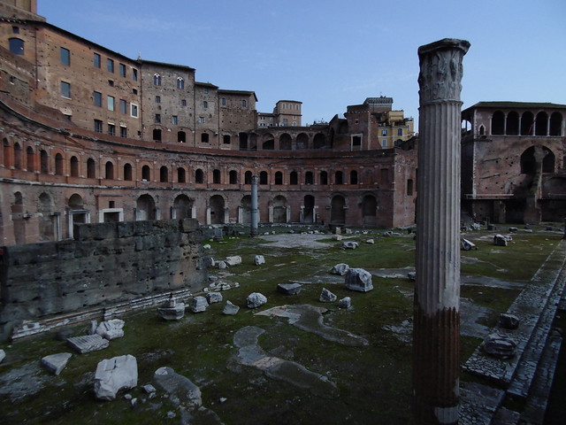 ¿Dinosaurios en la Antigua Roma? - Aciertos y errores en ROMA y alrededores (21)