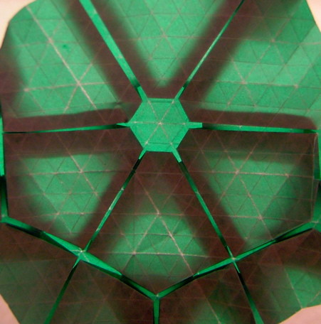 triangle kite fold reverse