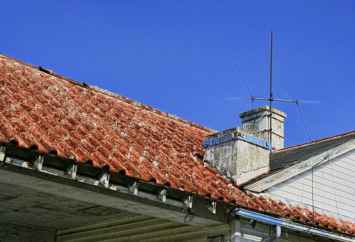 Tile Roof, Rusty (looking)