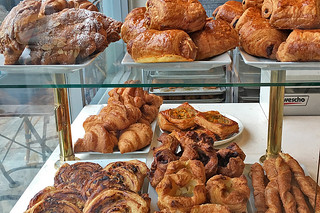 Le Marais Bakery - Freshly baked goodies