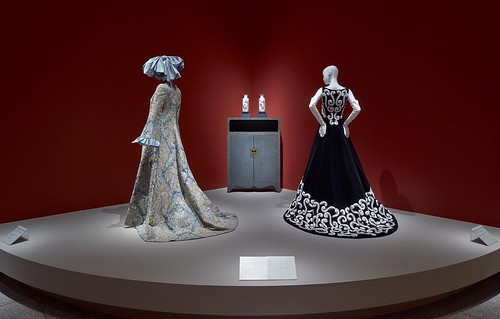 Installation view of The Glamour and Romance of Oscar de la Renta at the Museum of Fine Arts, Houston, October 8, 2017–January 28, 2018. Photo by Thomas R. DuBrock.