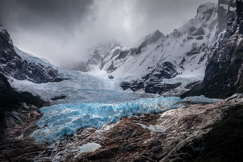magallanes rock patagonia landscape australsummer cloudy andes overcast southamerica snow cerropainegrande eos5dmarkiv chile water ice travel melting bernardoo´higginsnationalpark´higginsnationalpark afternoon balmaceda oceanopacifico nature glacier canon mountain cl zumsteinfotovideo wochensieger
