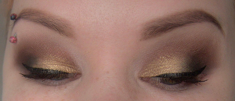 Anastasia Beverly Hills Soft Glam makeup
