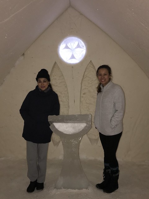 Snow altar, Yen and Mom