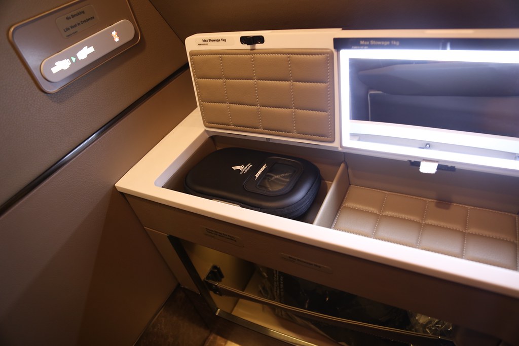 Singapore Airlines First Class Suites 30