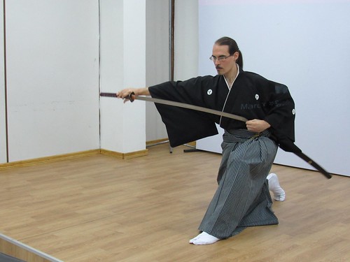 Demostración de Musô Jikiden Eishin ryû iaijutsu en el Nihon Gakko de Asunción (Paraguay)