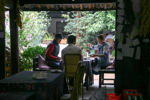 china lijiang yunnan building structures cafe restaurant
