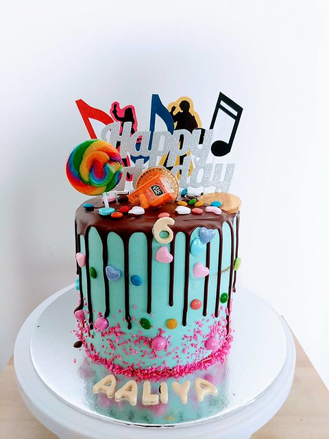 Cake by Beautiful Parties