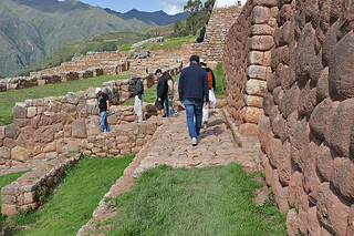 Chinchero - Parque Arqueologico hike down
