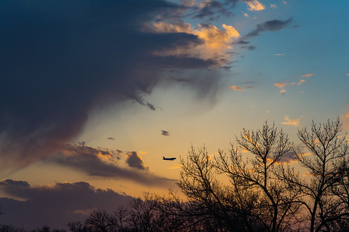 trees southdakota airliner landscape sunset aircraft nature sky outdoors siouxfalls shermanpark evening minnehahacounty clouds sd unitedstates