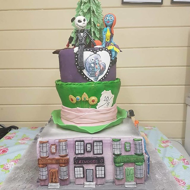 Cake by Karens Cakes
