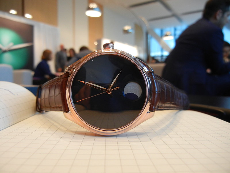 Moser - News : H. Moser Endeavour Perpetual Moon - Page 2 40367599344_612ccb9e9c_c