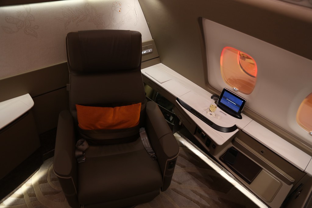 Singapore Airlines First Class Suites 25