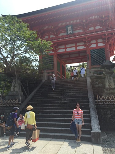 Kyoto Kiyomizu-dera. Elaine Jiang: #StudyAbroadBecause...there was nowhere to go but everywhere!