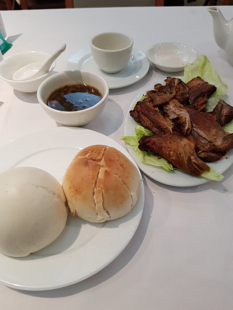 京燒羊肉 Peking style deep fried Mutton $110 @ 鹿鳴春 Spring Deer Restaurant at 尖沙咀 Tsim Sha Tsui