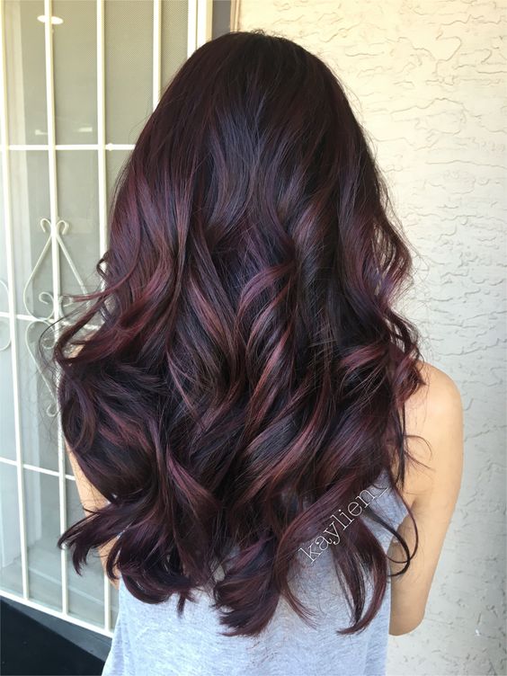 Fashionable Mahogany Hair Color Ideas For Woman 10