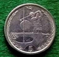 Isle of Man 5 pence golf coin obverse