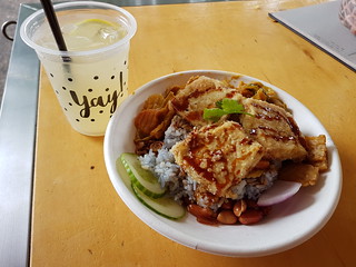 Lemonade and Blue Rice with Tofu, Tempeh and Curried Veggies from Malaysian Nonya House at Brisbane Vegan Markets