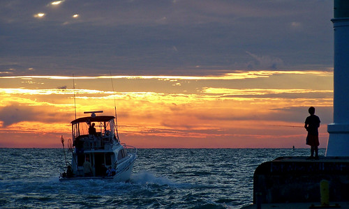 lighthouse lake fish color water colors clouds sunrise boat fishing fisherman lakemichigan kakadootop10