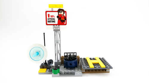LEGO Juniors The Incredibles 2 Elastigirl's Rooftop Pursuit (10759)