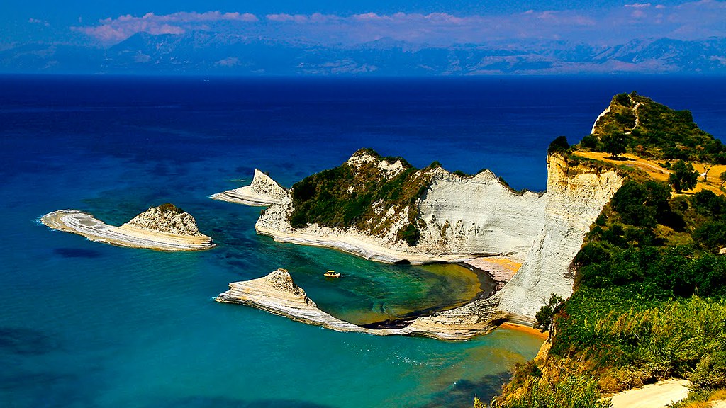 Corfu - The Most Romantic Honeymoon Destinations in Europe (planningforeurope.com) (2)