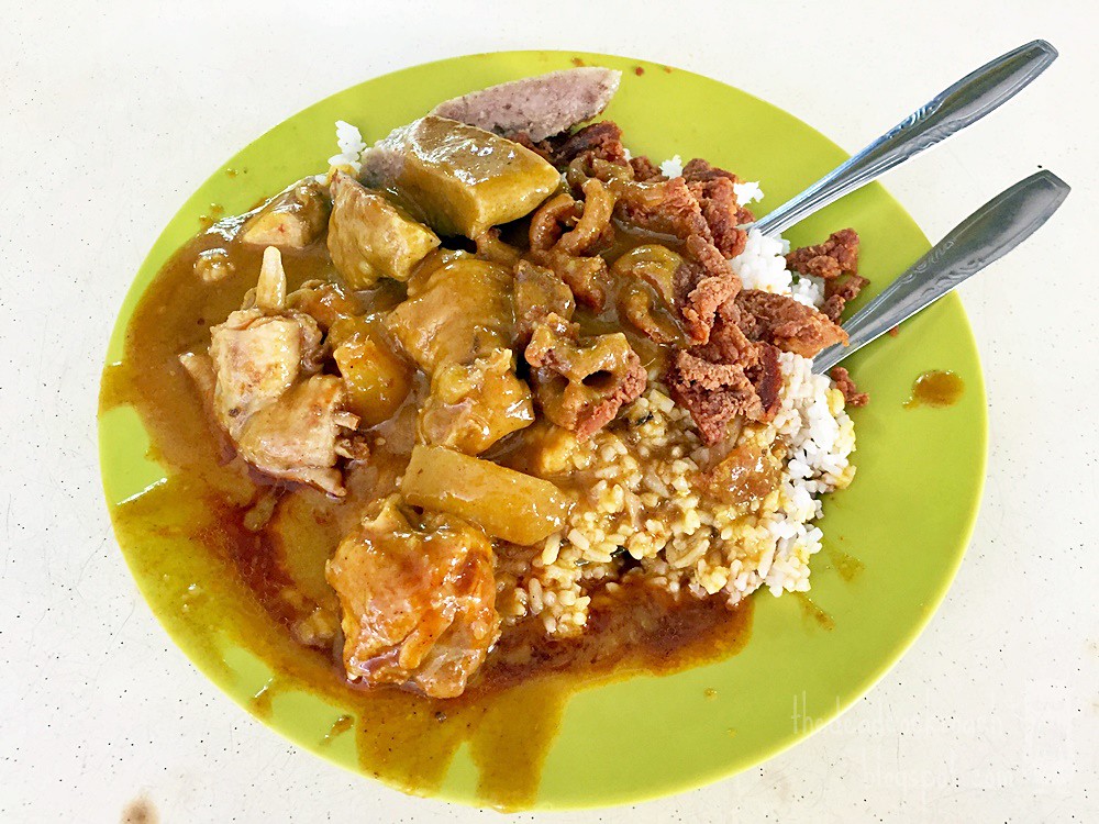 singapore,beo crescent curry rice,beo crescent hainanese curry rice,tiong bahru,hainanese curry,food review,hainanese curry rice,hainanese pork chop,curry rice,blk 40 beo crescent,