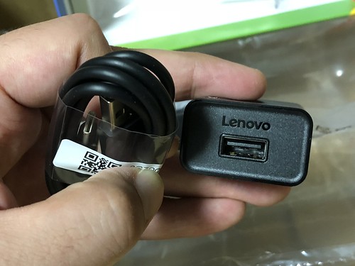Lenovo Mirage Camera 開封の儀