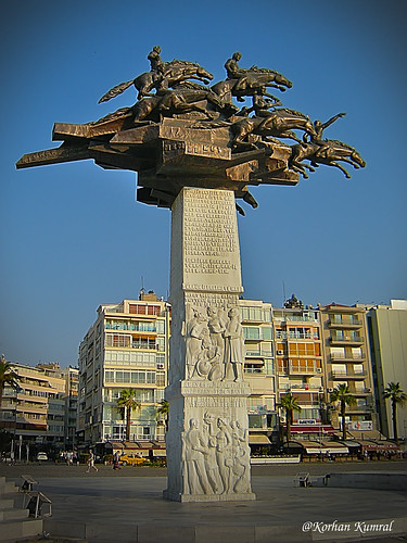 nikon izmir anıt gündoğdu alsancak monument sunset turkey republic cumhuriyet