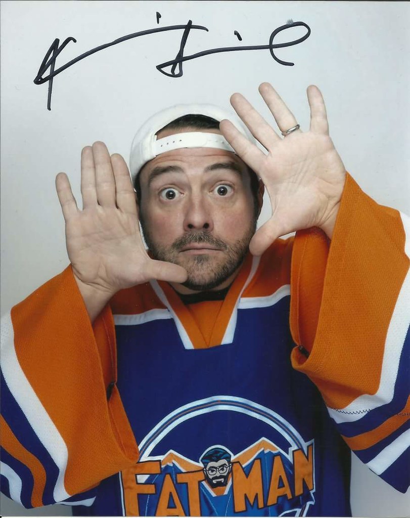 David Nykl and Kevin Smith autographs