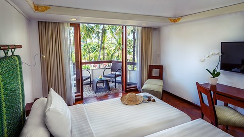 prama-sanur-beach-bali-hotel-superior-room