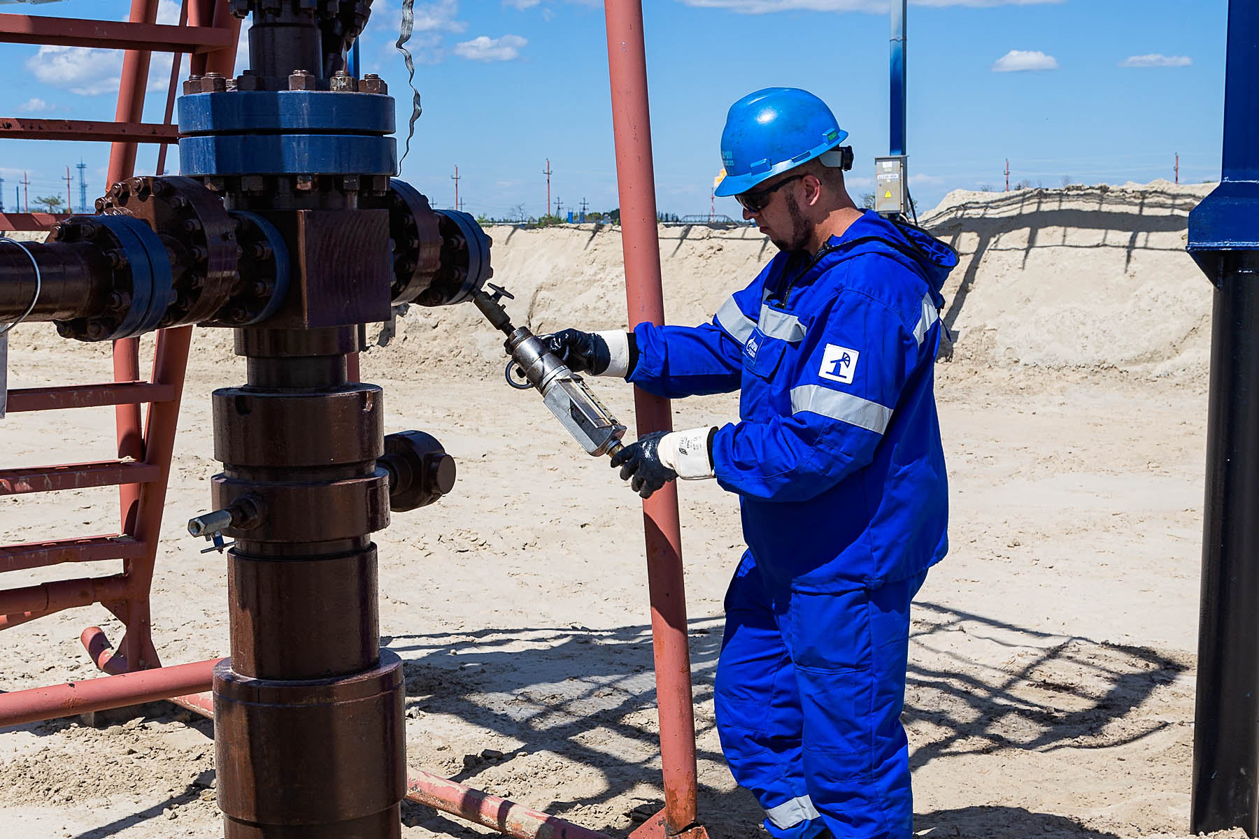 Как добывают нефть в Ханты-Мансийске нефти, добычи, скважины, управления, скважин, жидкости, нефть, подготовки, производства, находится, скважине, которые, сепарации, позволяет, основе, работы, жидкость, добычей, оборудования, уровень