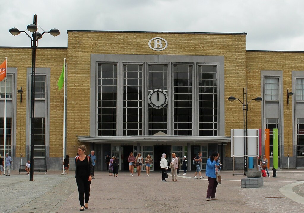 Bruges railway station