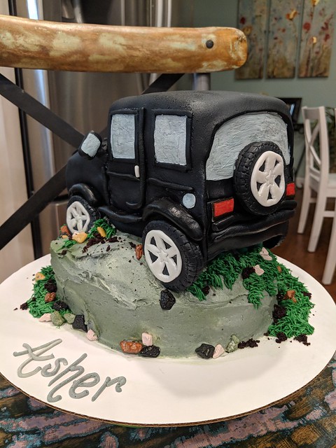 Jeep Cake by Brandi Dornon