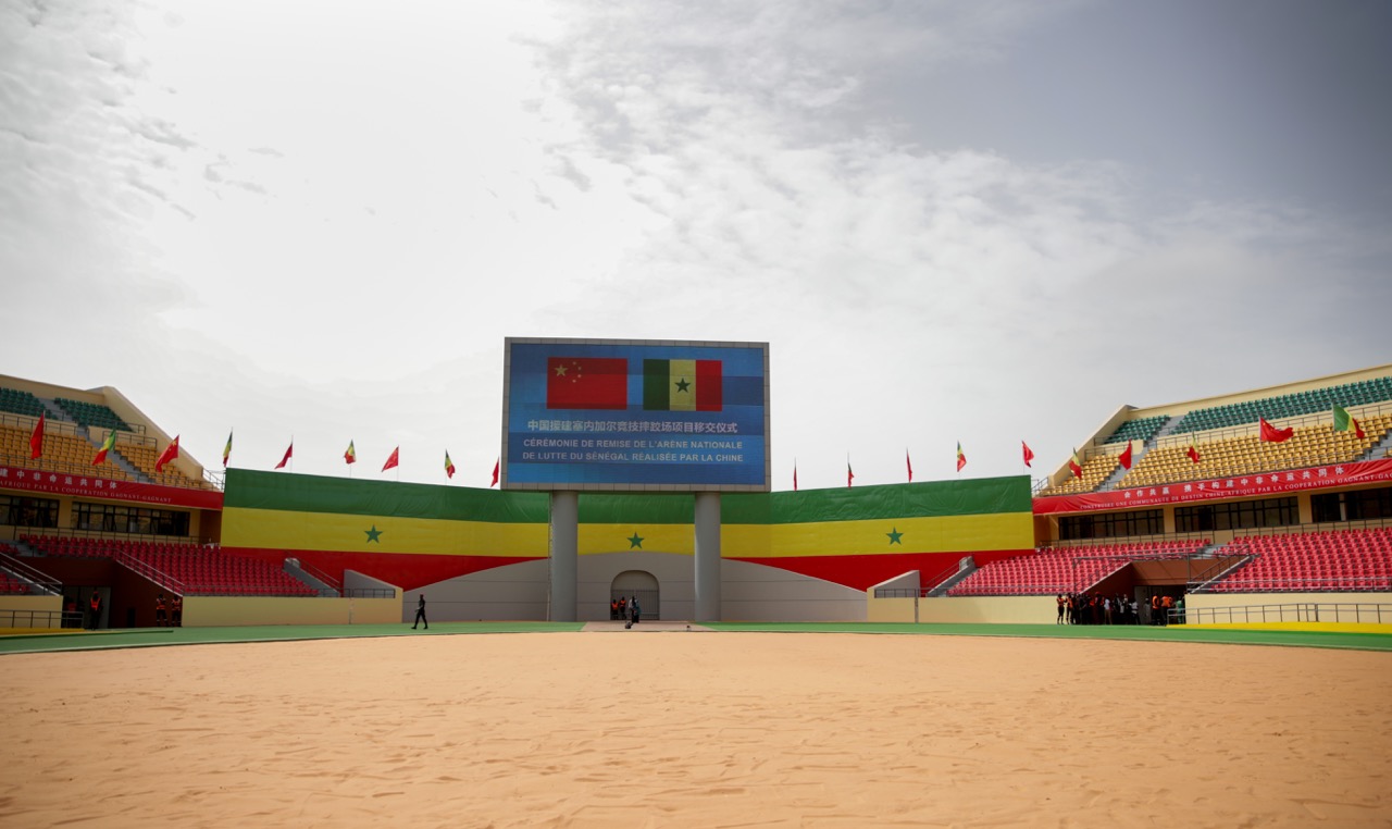 Cérémonie de remise de l'Arène nationale de lutte du Sénégal par la Chine