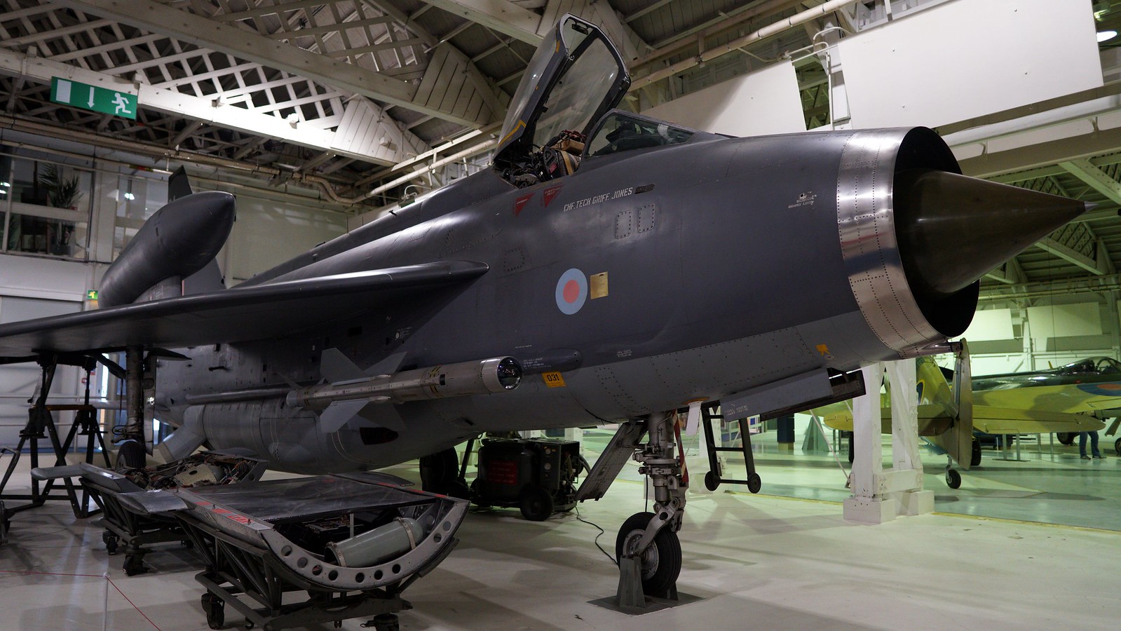 RAF Museum Hendon FighterControl   43254925502 B9aa7a131c H 