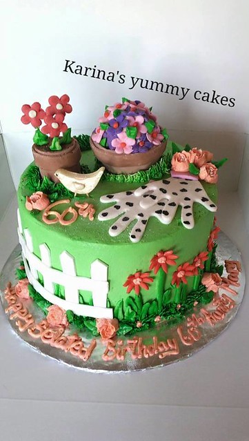 Cake by Karina's Yummy Cakes 768-9680