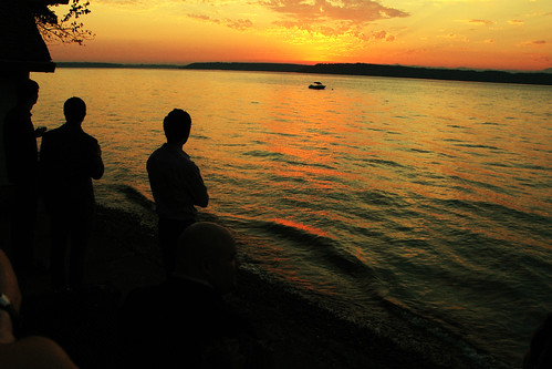 sunset sea water silhouette pugetsound mattmichellewedding