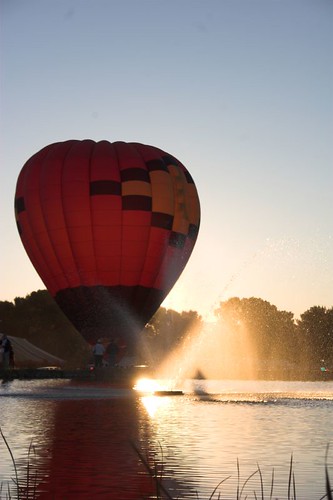 sunrise hotairballoon fountains balloonapalooza