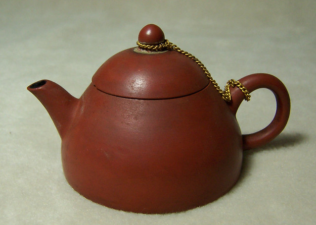teapot-early-20th-centry